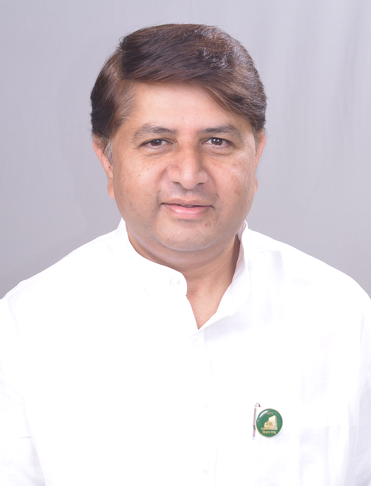 प्रसाद वैभव मधुकारो