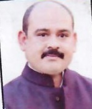 अजय दौलत तिवारी