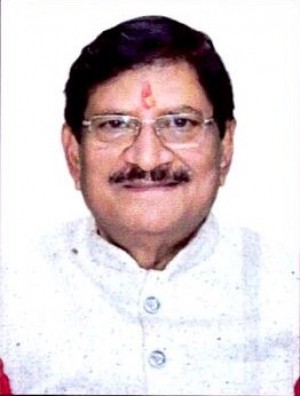 B B TYAGI