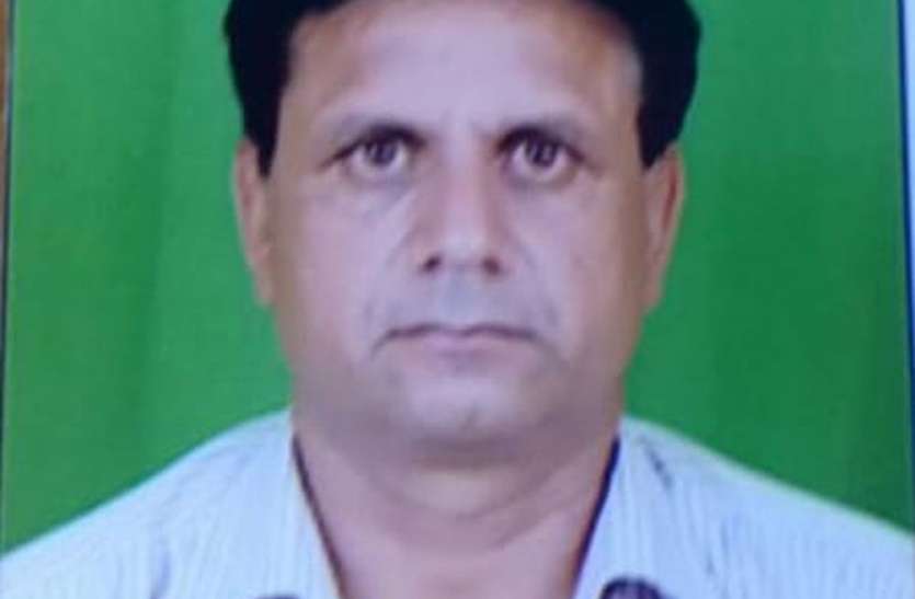 आदर्श शर्मा