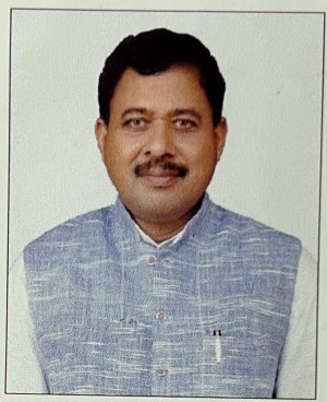 GIRIDHARI YADAV