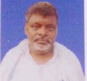 महेश यादव