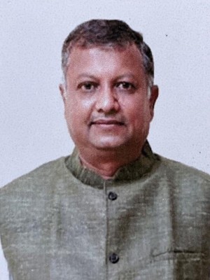 मकवाना ऋत्विकभाई लवजीभाई