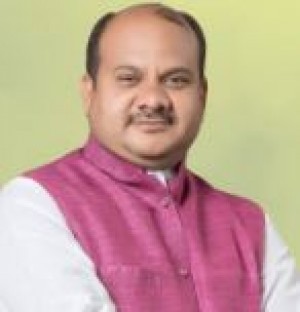 नीलम चंद्रकार