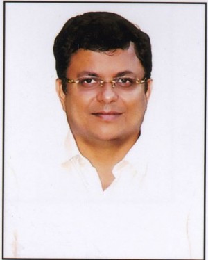डॉ: सी.एम.राजेश गौड़ा