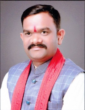 रत्नेश वर्मा