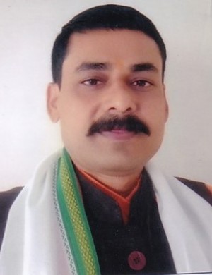 सर्वेश ठाकुर