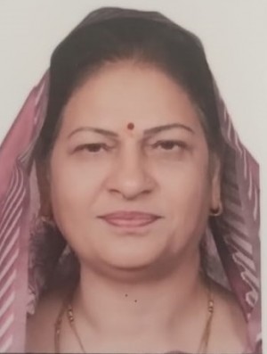 श्रीमती माया राजेश त्रिवेदी