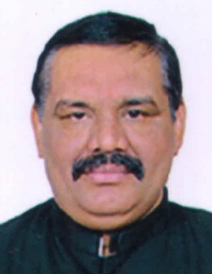 विजय सांपला